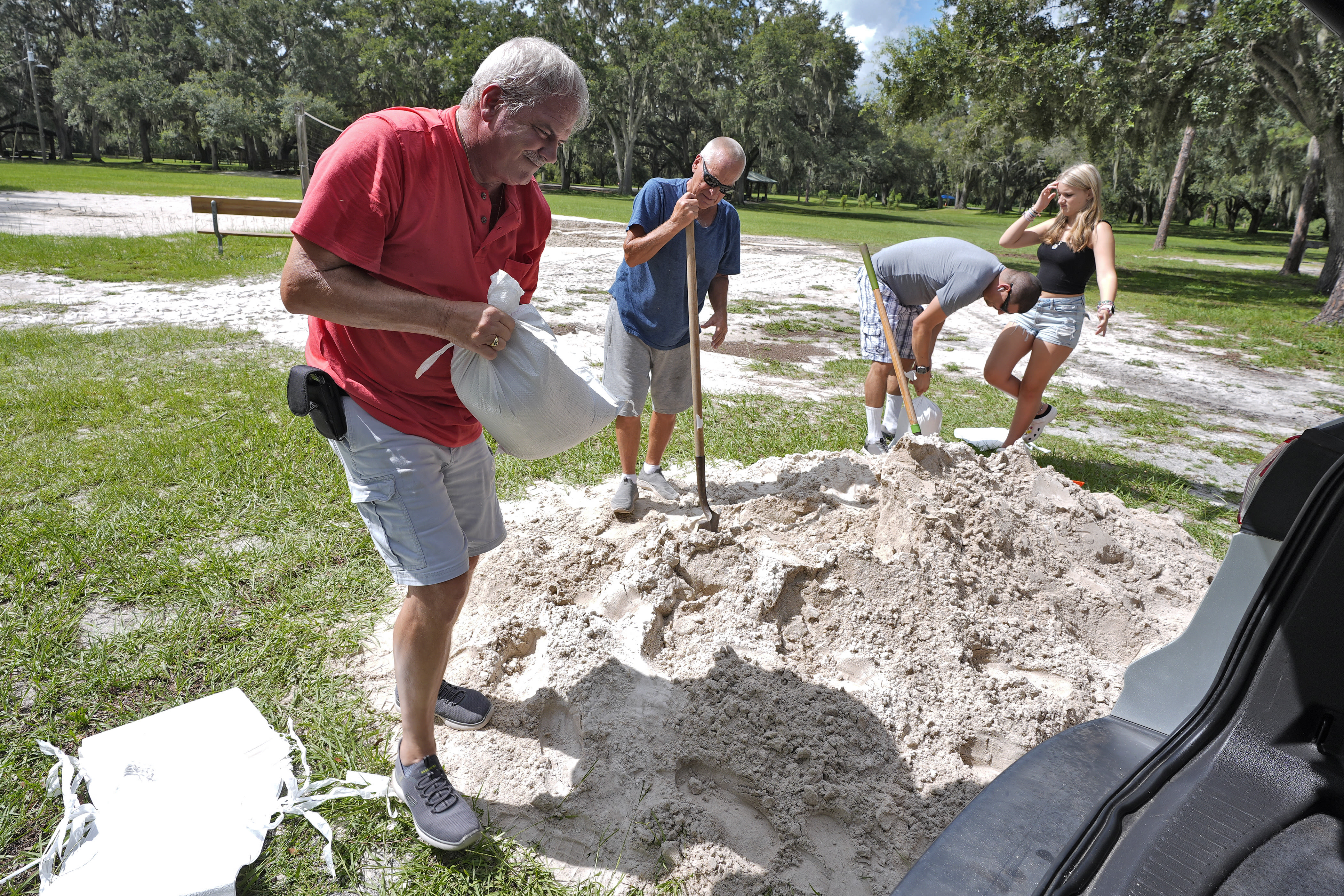 Florida storm tracker: Tropical Storm Debby forecast to form, bringing heavy rain and strong winds