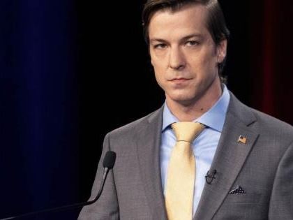 Chase Oliver Nominado por el Partido Libertario a la Presidencia