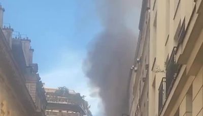 Several Injured in Paris Apartment Building Fire