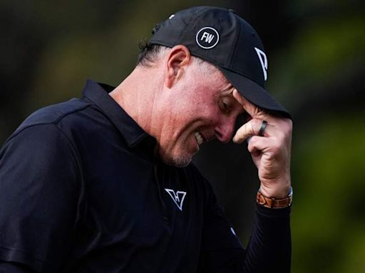 Phil Mickelson Deletes Tweet Taking Shot at the PGA