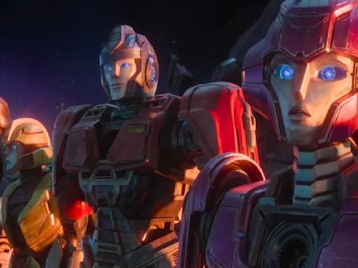 Transformers Uno: la película protagonizada por Chris Hemsworth y Scarlett Johansson presenta su tráiler