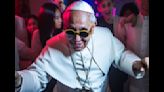El papa Francisco a puro baile: las increíbles fotos con IA que muestran al Sumo Pontífice en plena fiesta