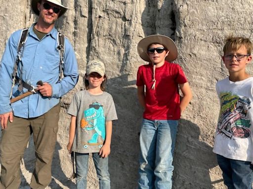 Unos niños descubren en EEUU los restos de un 'T. rex' adolescente que podría 'reescribir la historia' de los dinosaurios