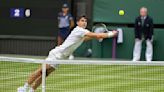 Alcaraz y Medvedev pasan en sets corridos a segunda ronda de Wimbledon