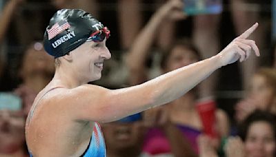 Historia en el agua: Ledecky gana los 800 metros libres por 4ta vez en Juegos Olímpicos