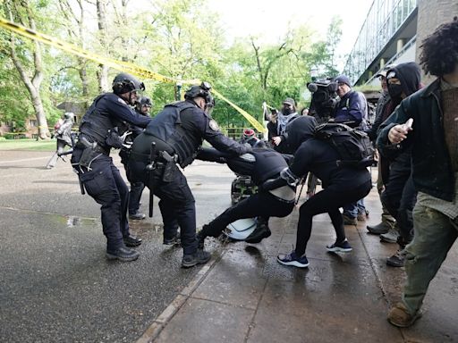 Police clear protesters from Portland State University library