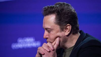 Musk’s Tesla Pitch to Buffett Is Anything But ‘Obvious’