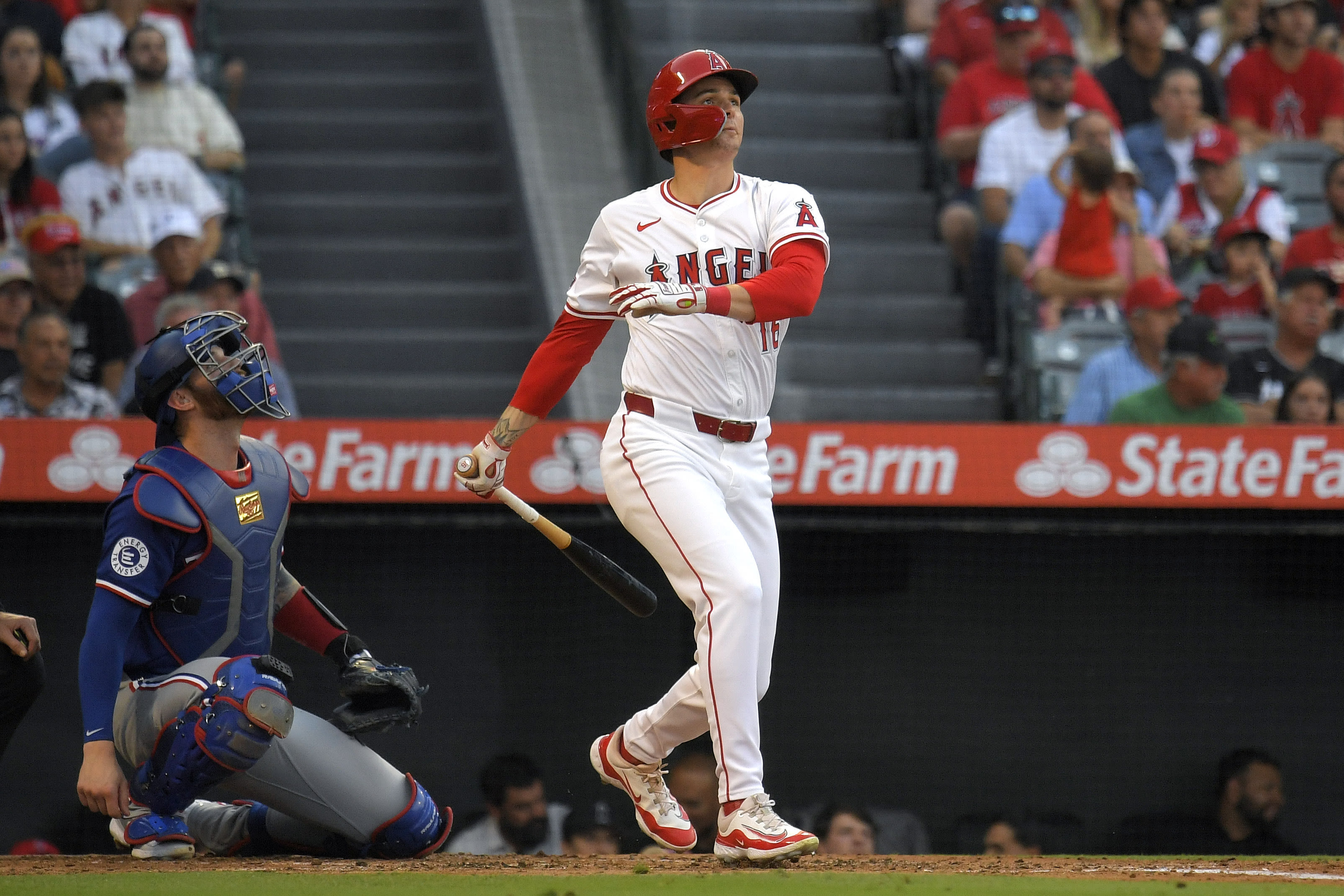 Willie Calhoun hits two homers, including walk-off blast, in Angels' comeback
