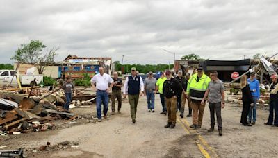 Tornados em Oklahoma deixam 4 mortos e avançam pelo sul dos EUA