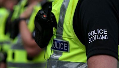 Five arrested after drugs and £20k seized in Kirkcaldy raids
