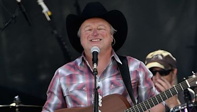 Country Music Legend Mark Chesnutt Announces Return to Stage 1 Month After Emergency Heart Surgery