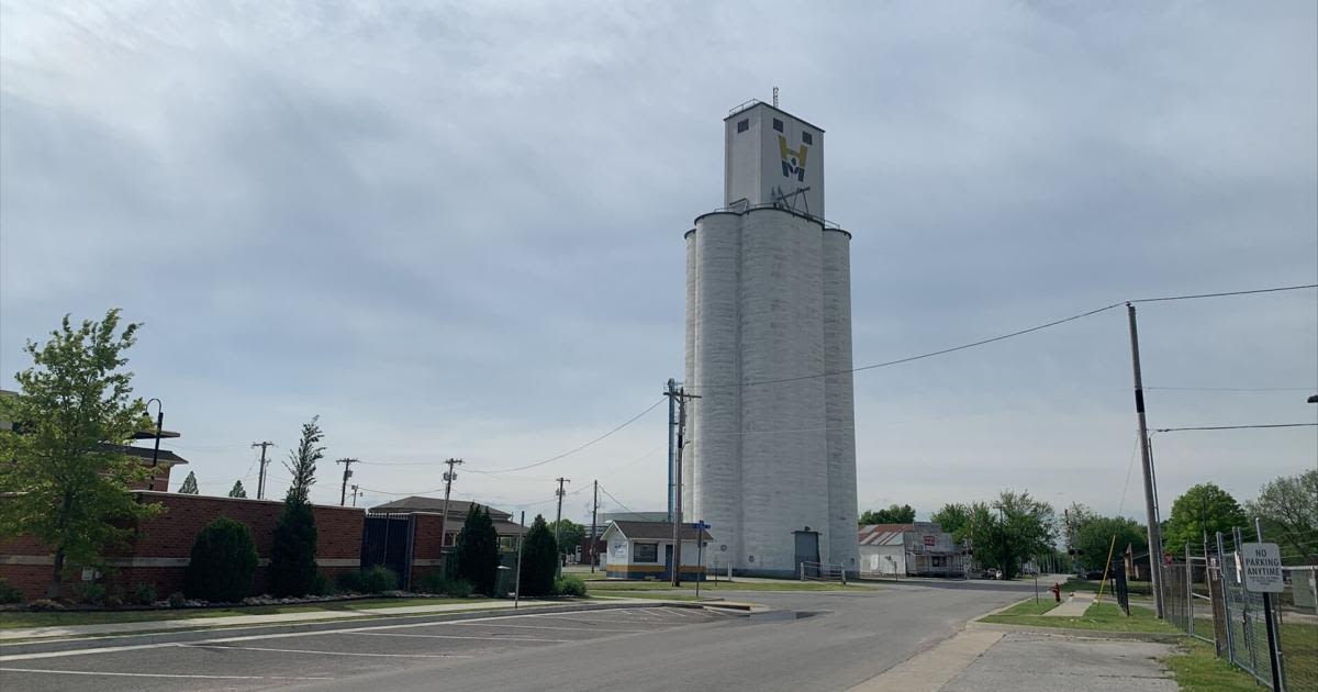 City of Broken Arrow to purchase grain elevator off Main Street after online auction