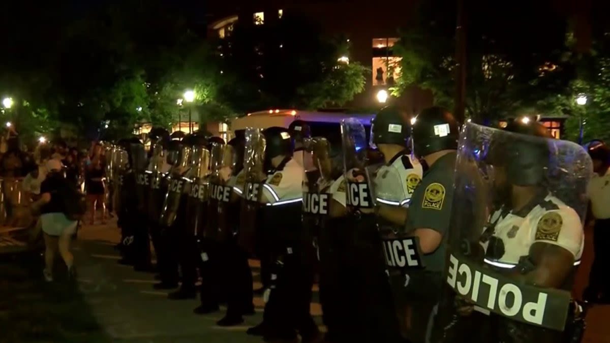 13 arrested after police, protesters clash at Virginia Commonwealth University over Israel-Hamas war demonstration