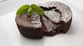 Coulant de chocolate, un postre mágico de Karlos Arguiñano