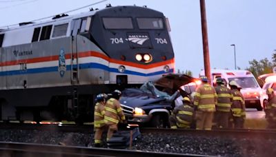 Mueren tres pasajeros de una camioneta que fue impactada por el tren al norte de Nueva York