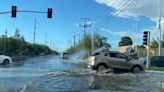 Emiten recomendaciones para evitar accidentes al conducir bajo la lluvia