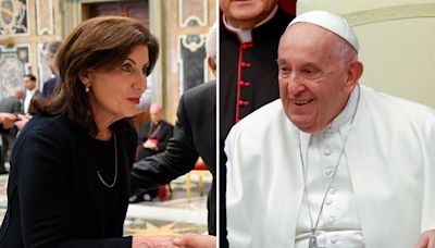 NY Gov. Kathy Hochul meets Pope Francis while attending climate change conference