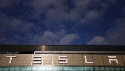 Tesla interfirió en organización sindical en planta de Nueva York: agencia EEUU