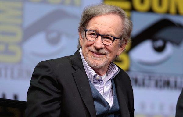 “Everybody fell on the floor in hysterics”: Steven Spielberg Couldn’t Cut the Best Unscripted Moment From Indiana Jones and the Last Crusade