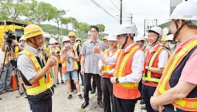 視察台電桃園供電作業 卓榮泰承諾穩定供電是政府的承諾