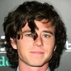 Charlie McDermott