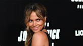 Halle Berry is Bare-Faced & Glowing in Romantic Selfie With Boyfriend Van Hunt