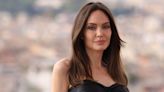Angelina Jolie alega "historial" de abusos físicos de Brad Pitt antes del viaje en avión de 2016 en un nuevo documento judicial