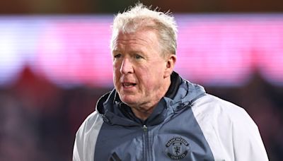 Ex-England boss McClaren in line for shock international job after Man Utd stint