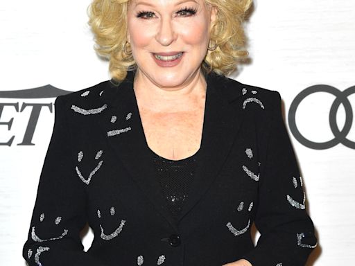 Bette Midler Recalls Having ‘A Lot of Boyfriends’ in Wild Early Days of Career: ‘We Did It All’