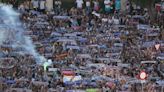 Real Madrid: Afición madridista recibió a sus campeones y festejó en multitud