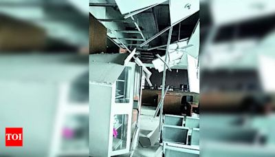 Newly-built court’s false ceiling collapses in Mumbai | Mumbai News - Times of India