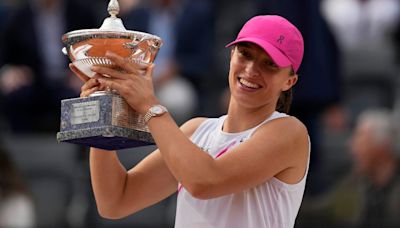 Iga Swiatek 'staying humble' for French Open after third Italian Open title in Rome