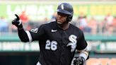 Chicago White Sox beat Cincinnati Reds 17-4, score 11 runs in 2nd inning