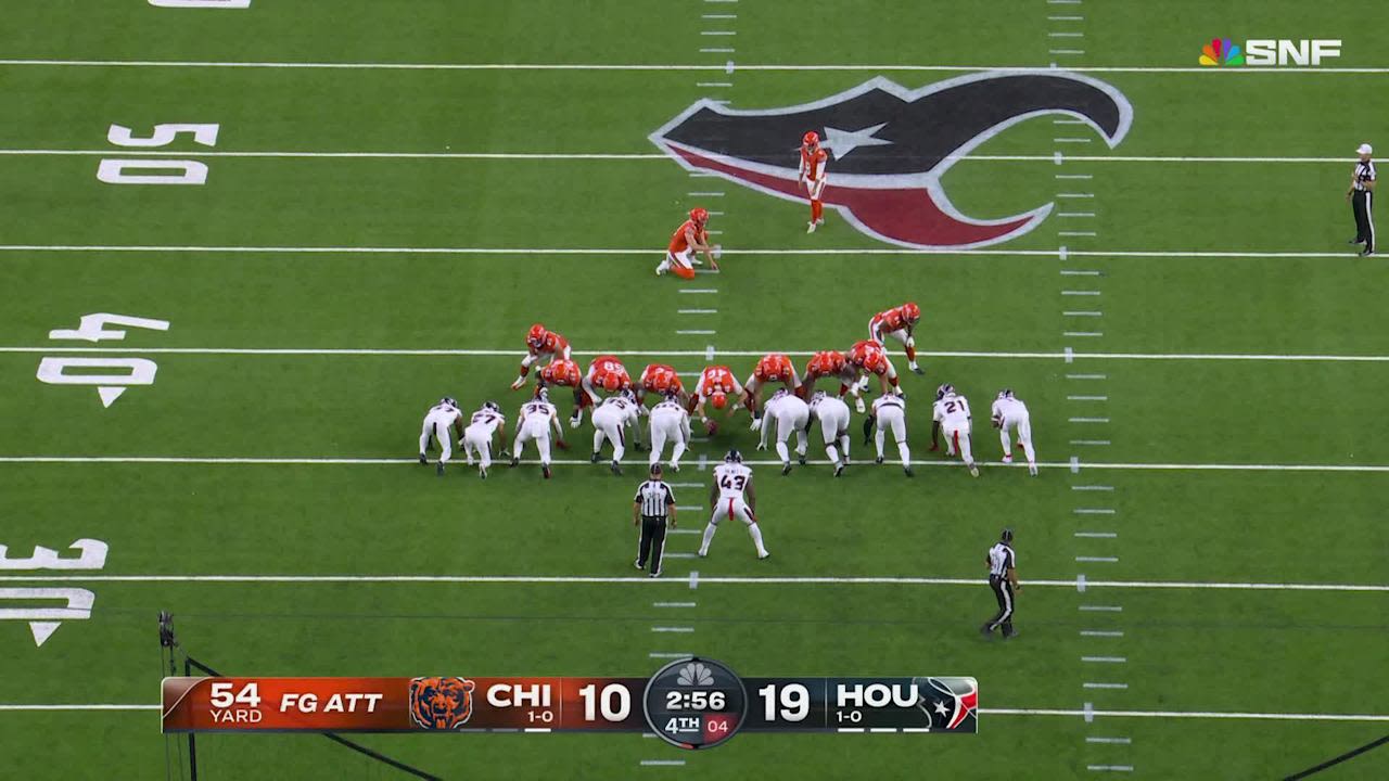 Cairo Santos drills 54-yard FG to trim CHI's fourth-quarter deficit to six points