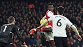 Arsenal wins five-goal thriller over Manchester United with 90th minute magic