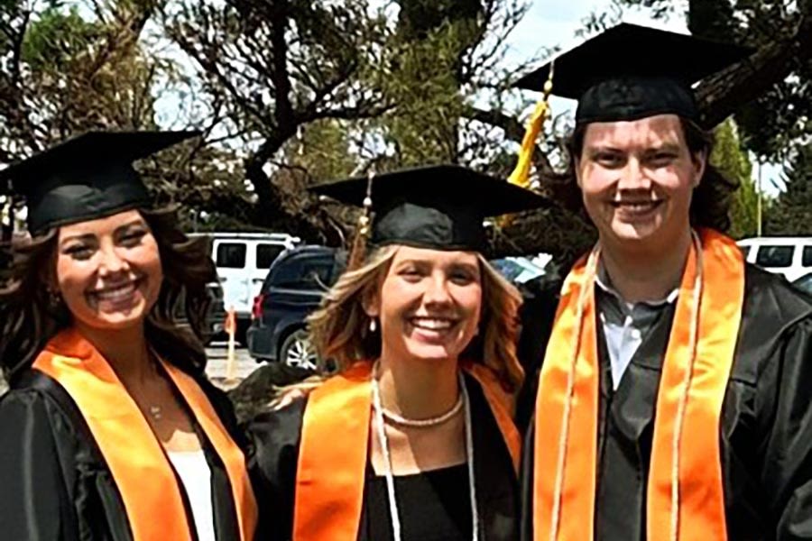 Trio of Ammon siblings - 18, 20, 22 - graduate Idaho State University together - East Idaho News