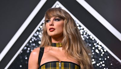 Taylor Swift becomes most-awarded solo artist in MTV VMAs history