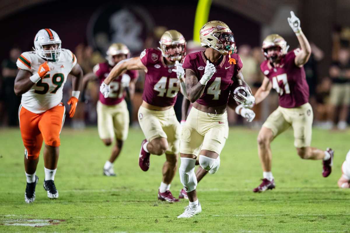 College Football Expert Uses One Word To Describe Florida State Coach