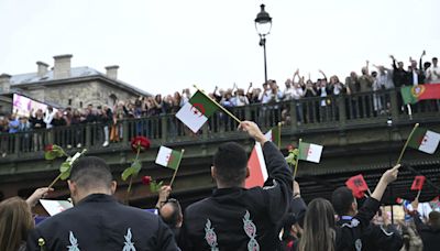 Algeria's Olympics gesture reminds France of 1961 police massacre