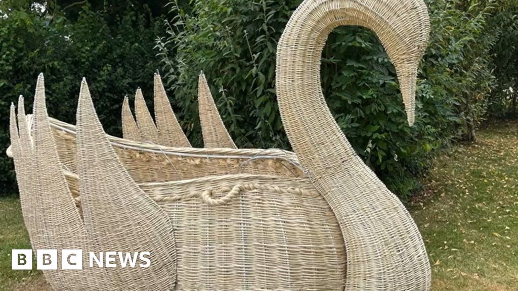 Somerset-made willow swan sculpture appears in Bridgerton