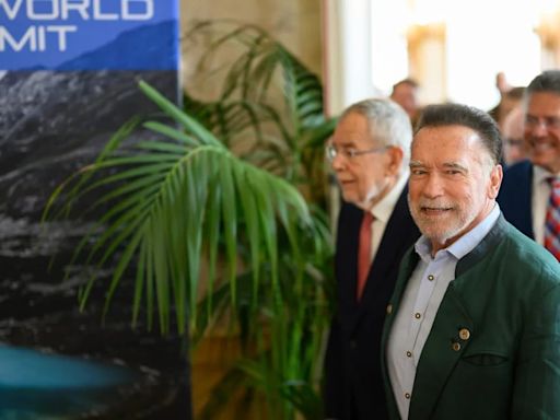 Schwarzenegger denuncia la burocracia y la inacción política ante la crisis climática