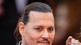 El regreso triunfal de Johnny Depp en Cannes oculta una realidad que sus fans no quieren ver