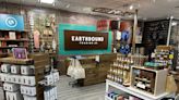 La Palmera mall: Earthbound Trading Company open; Palenque Grill under construction