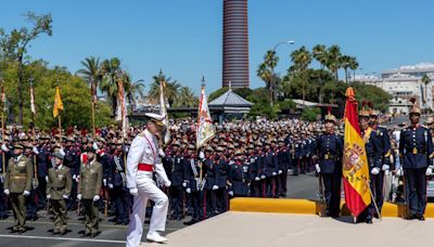 El Ministerio de Defensa oferta 2.300 plazas de oficiales y suboficiales de las Fuerzas Armadas