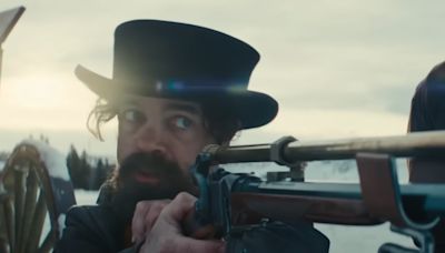 Peter Dinklage, Juliette Lewis Are Ruthless Killers in ‘The Thicket’ Trailer