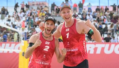 Beachvolleyball-Duo im Finale