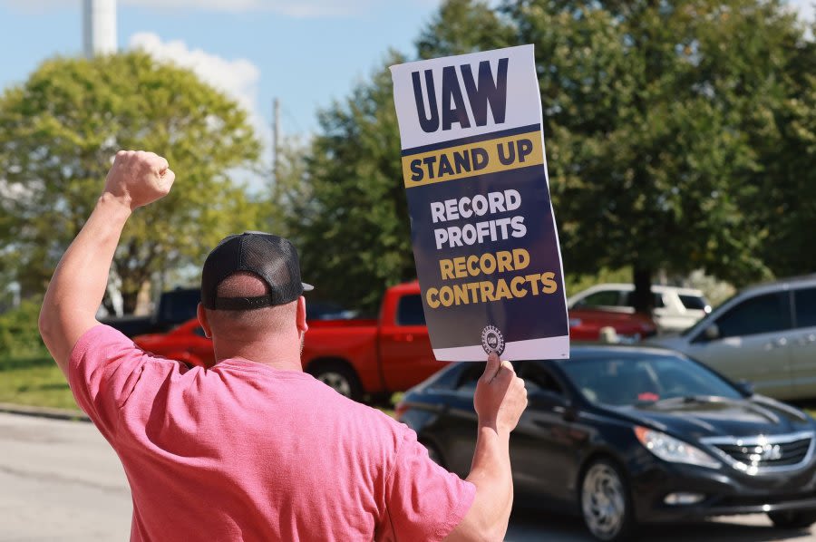 UAW efforts to unionize Southern workers gaining momentum