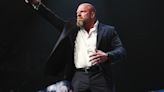 Triple H Welcomes Legendary WWE Hall Of Famer To Raw For The First Time In 15 Years - Wrestling Inc.