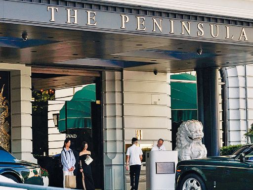 Peninsula owner faces $450m loss