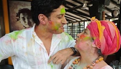 Shabana Azmi sports funky avatar, poses with Farhan Akhtar-Shibani Dandekar and others in INSIDE PICS from Holi bash